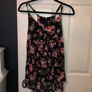 Zipper Back Floral Tank Blouse- Torrid 0